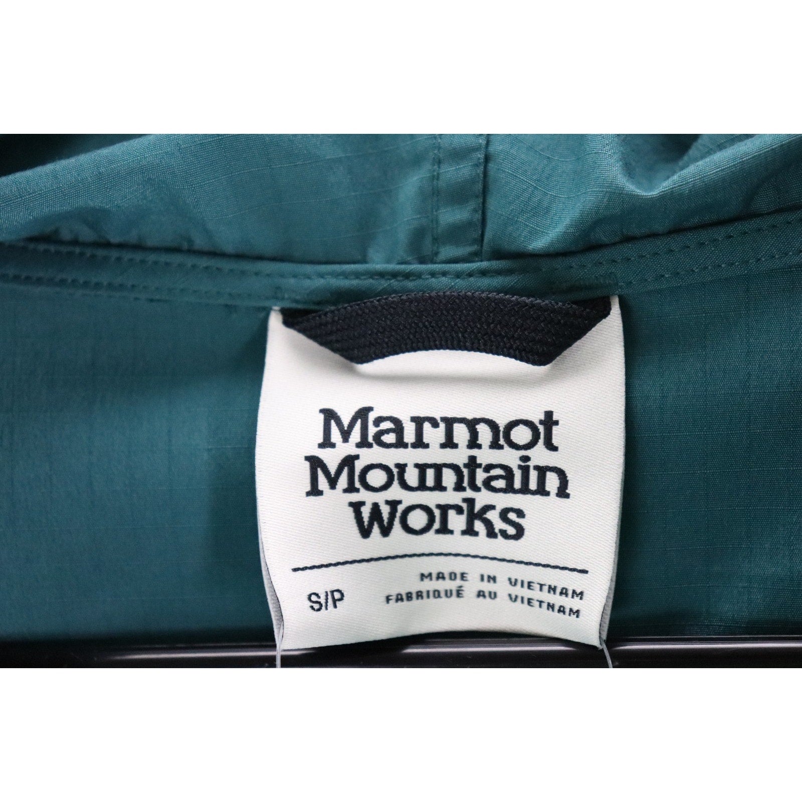 Marmot ‘96 Active Anorak Hooded Jacket Size S Green Water Resistant NWT $125