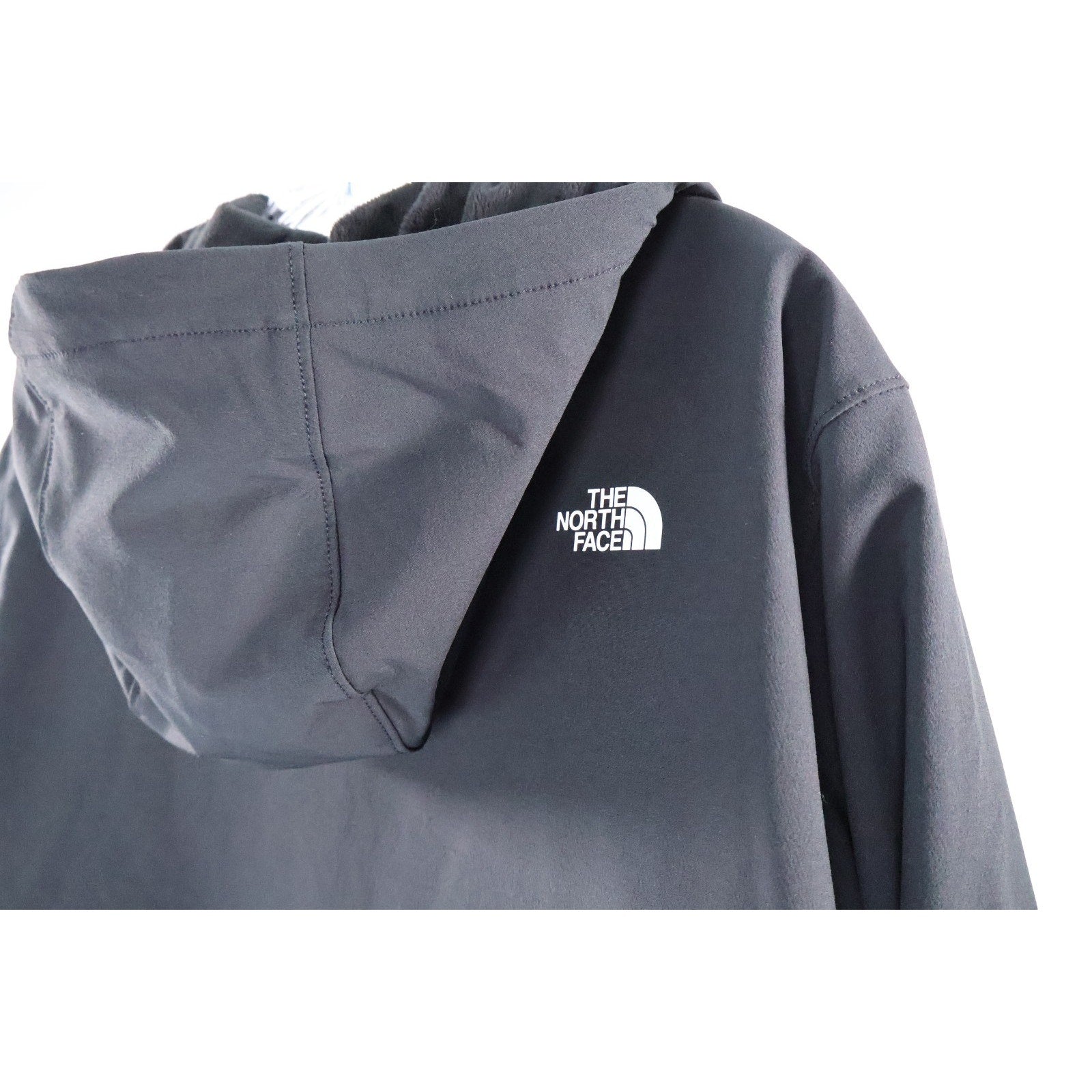 The North Face Shelbe Raschel Full Zip Women’s L NWT Sleeve Defect Read