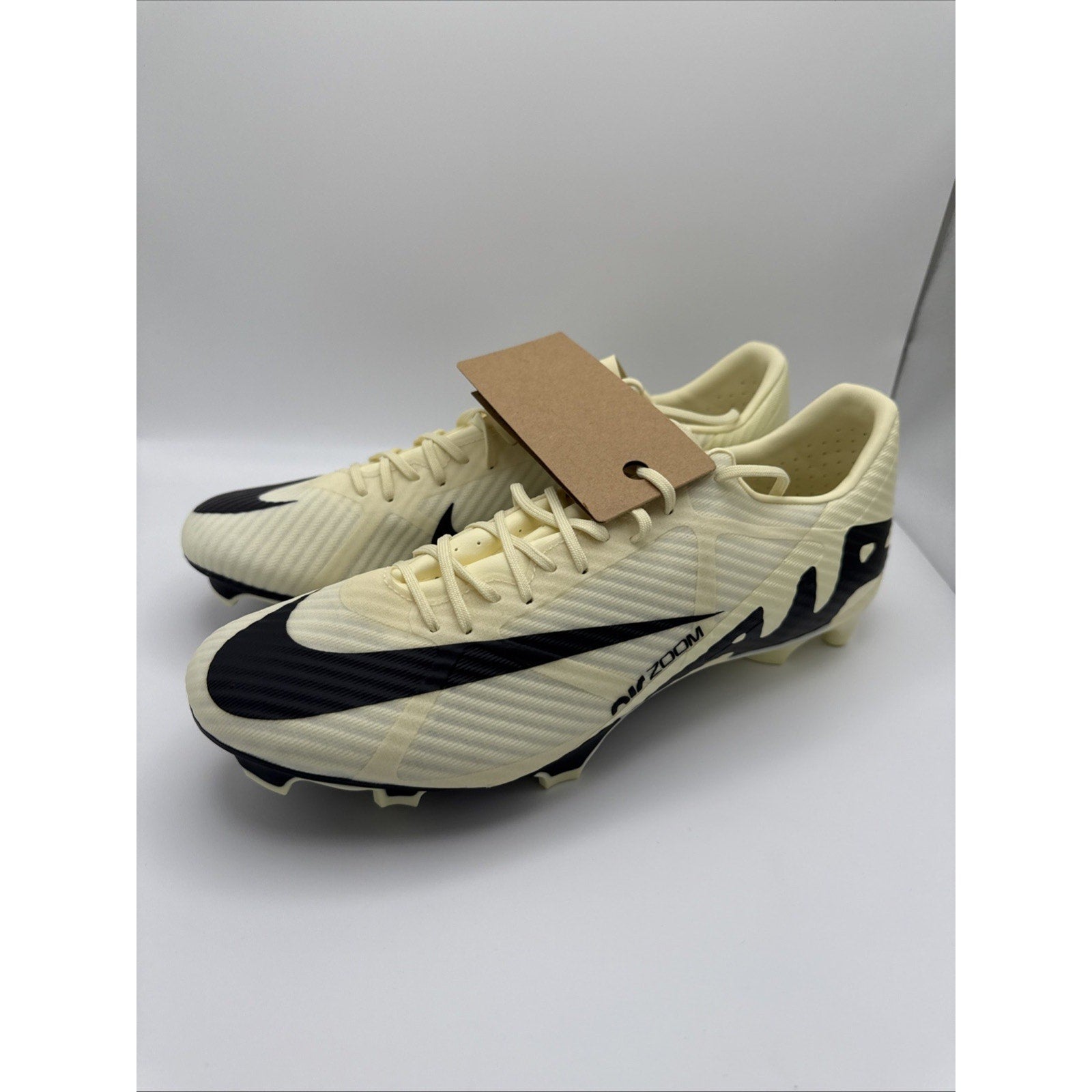 Nike Zoom Mercurial Vapor 15 Academy Mens DJ5631 Lemonade Soccer Cleat Size 5