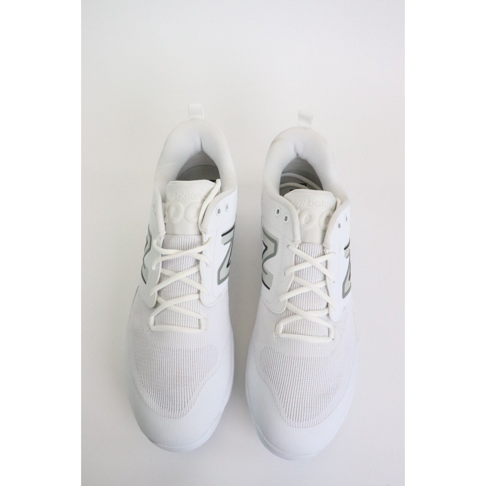 New Balance Fresh Foam Cleats X 3000 V6 Metal White SIZE Men's 16 Women's 17.5