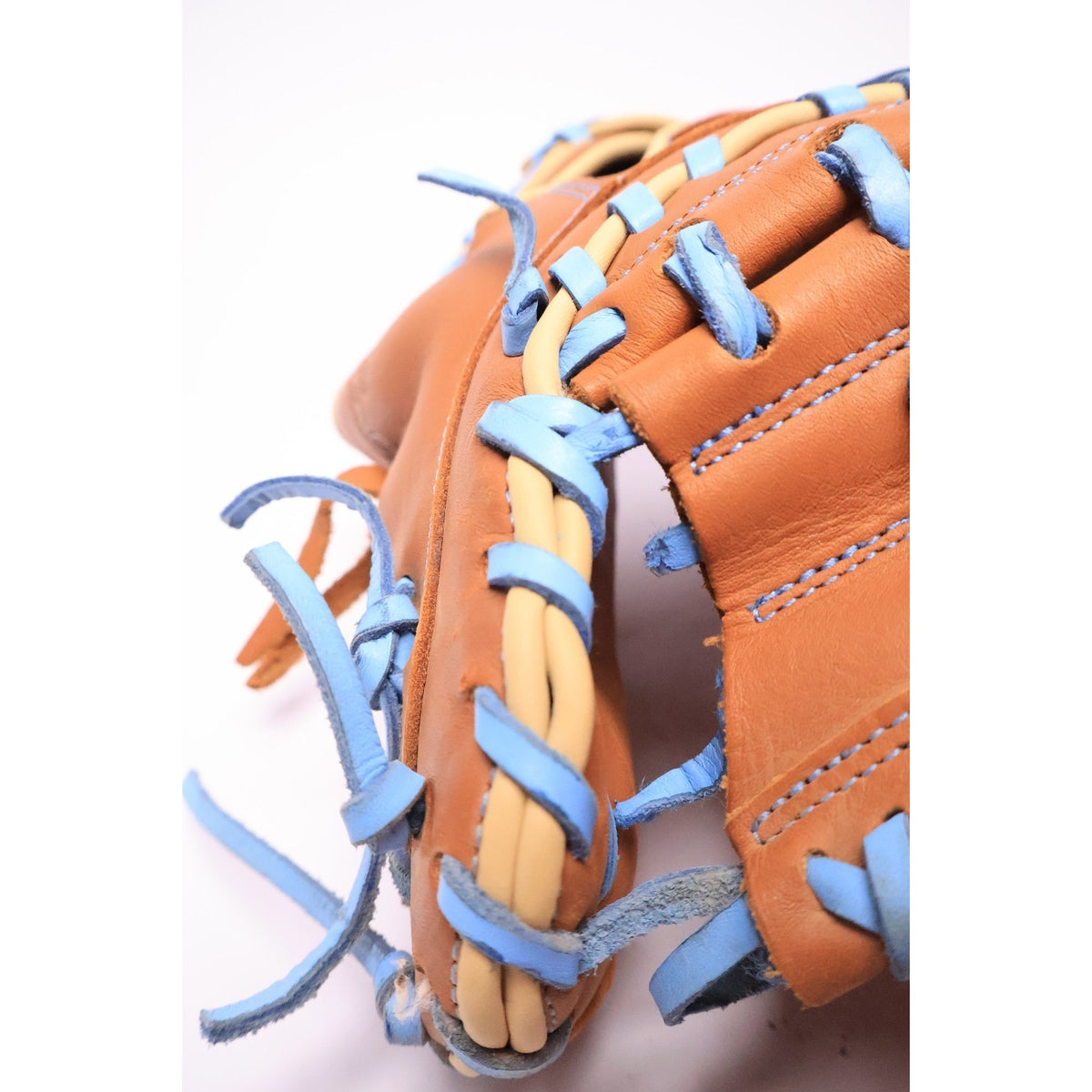 Marucci 33.5” M Type Oxbow Series Catchers Glove-RHT-Tan/Blue- READ