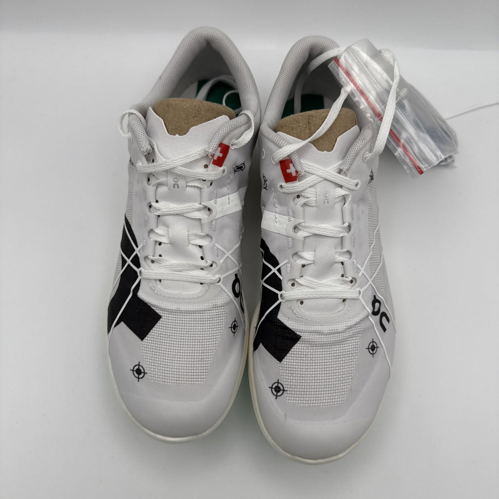 On Cloudspike 1500m Track and Field Shoes - Undyed White/Mint - Women’s Sz 7 New