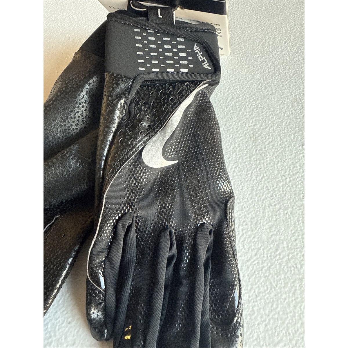 Nike Alpha Batting Gloves Youth Unisex Size LG Black/Black/Grey (INV324)