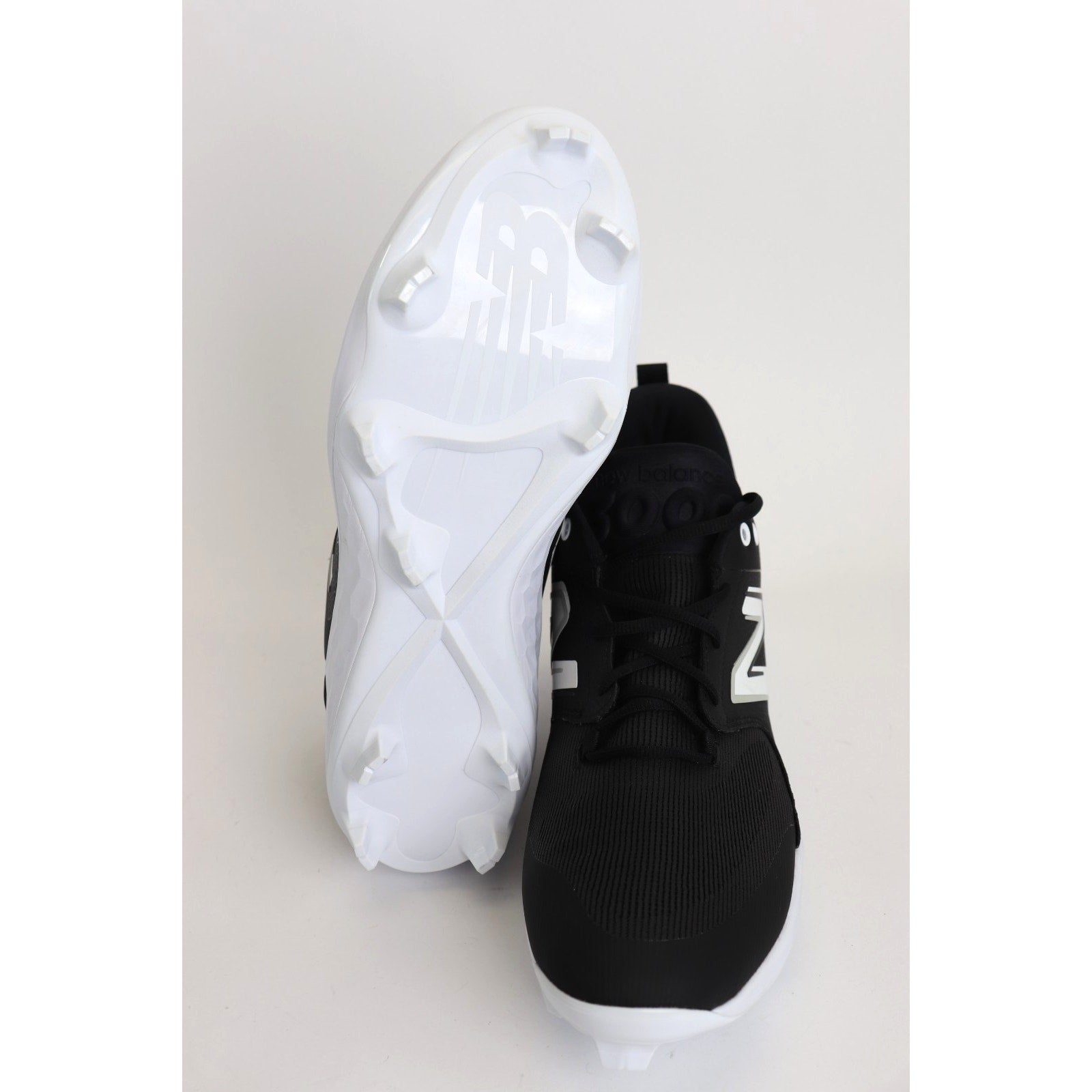 New Balance Unisex Fresh Foam X3000 V6 Molded Baseball Shoe, Black/White, Sz M16