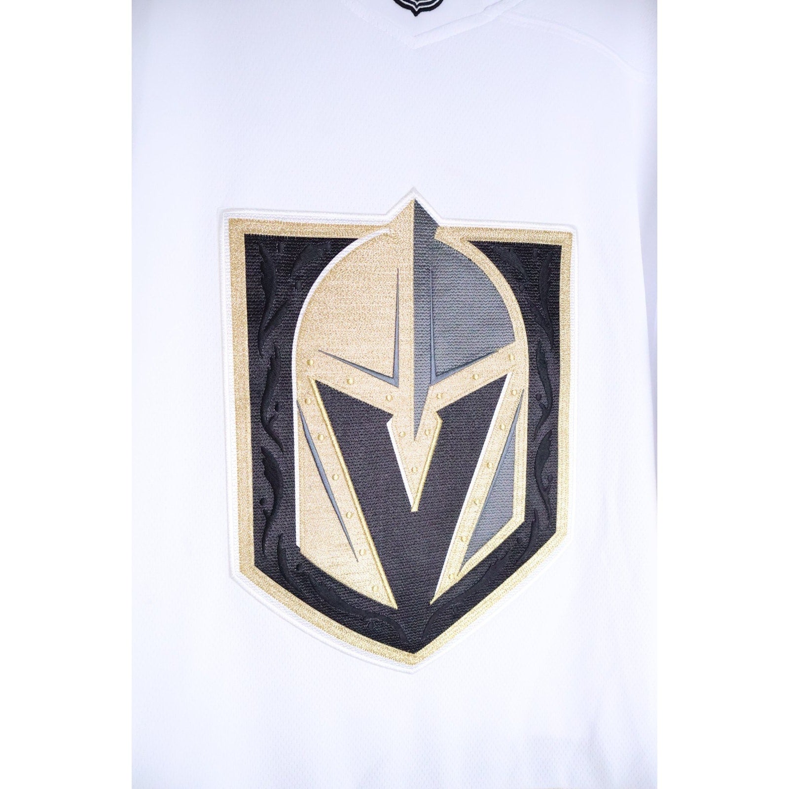 NHL Hockey Jersey Vegas Golden Knights #9 Jack Eichel Size Small NWT Read