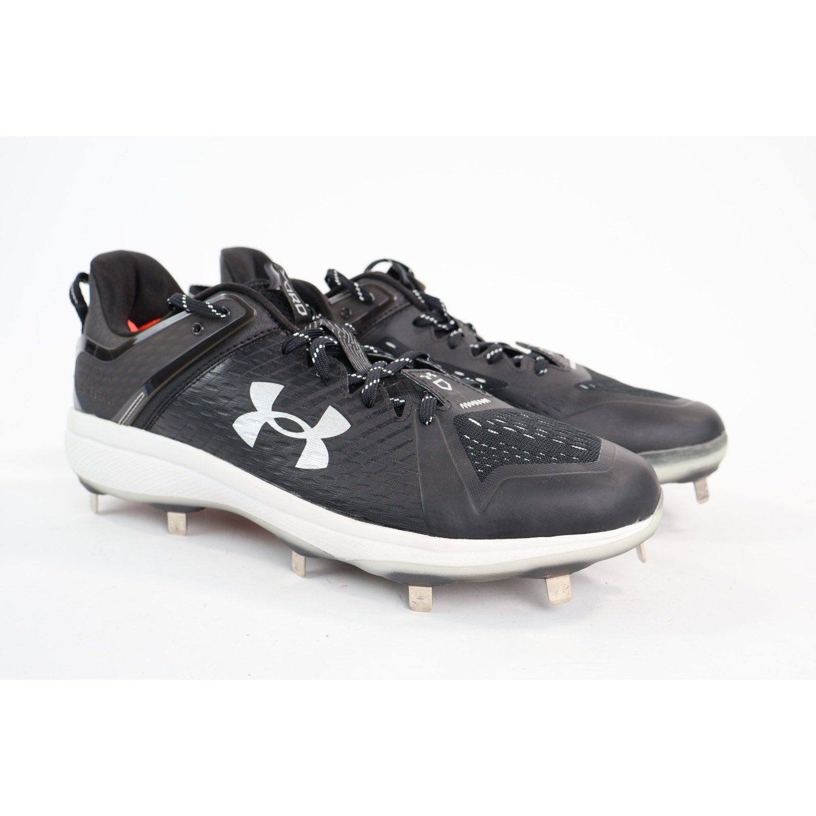 Under Armour Men's Yard Low MT Sz 14 Baseball Softball Cleats 3025592-001 Black
