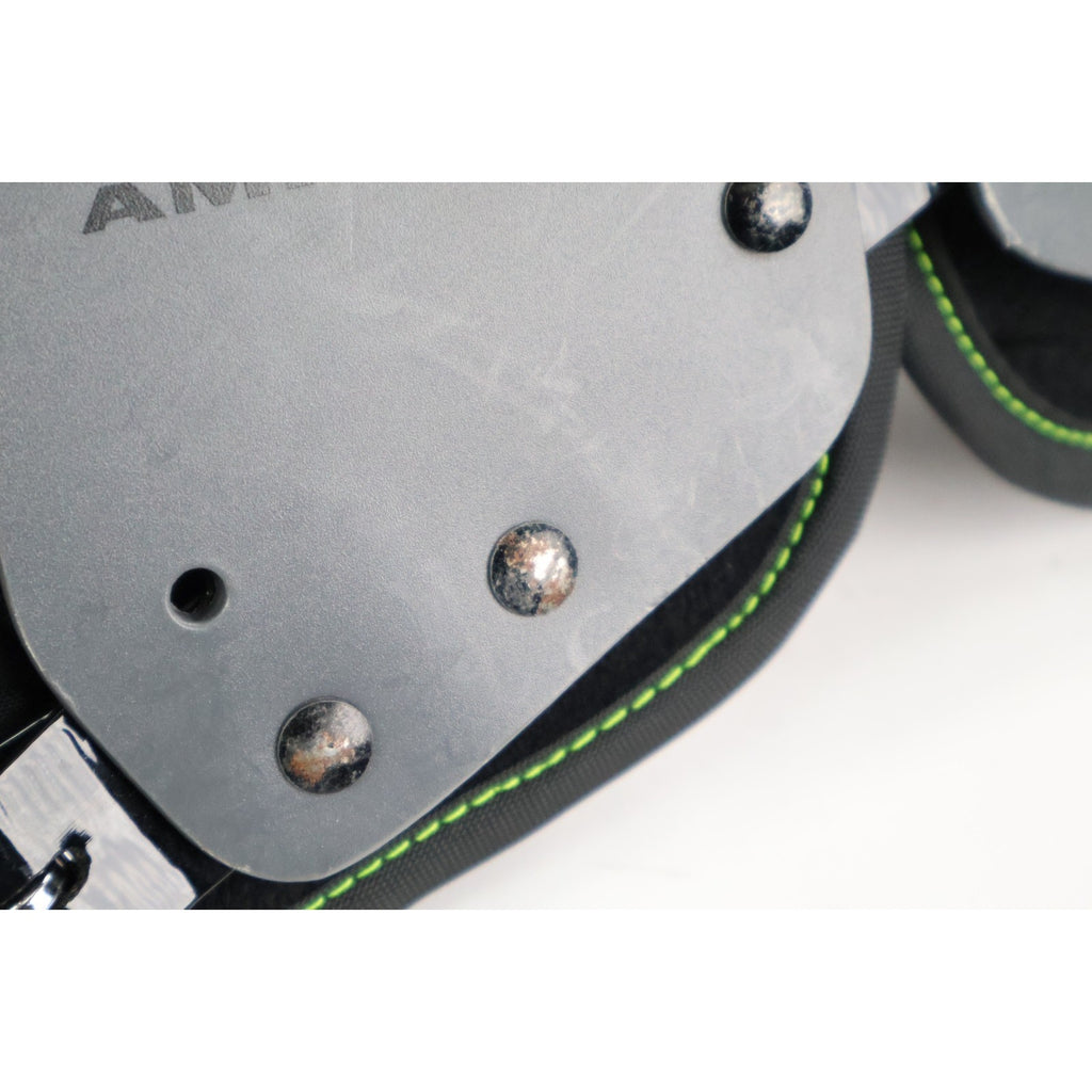 Riddell Power Amp Football Shoulder Pads w/ Backplate Adult Large / Read