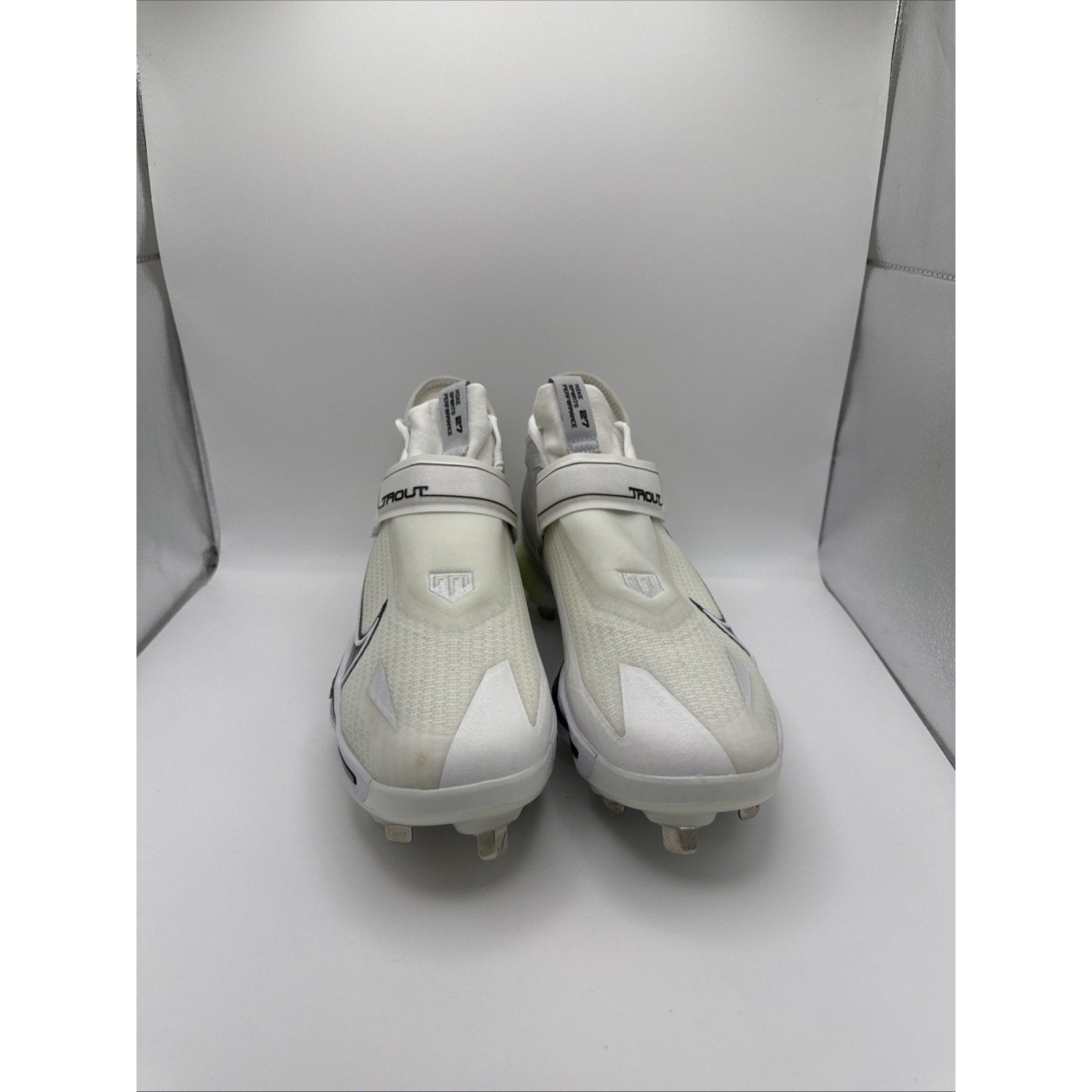 Nike Force Zoom Trout 8 Elite Metal Baseball Cleats Mens 13 White Volt Lace Up