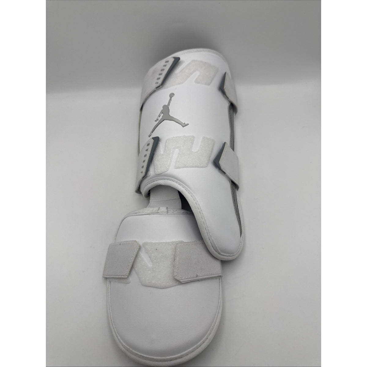 Nike Jordan Fly Batter's Leg Guard Adult OSFM Right White/Metallic Silver