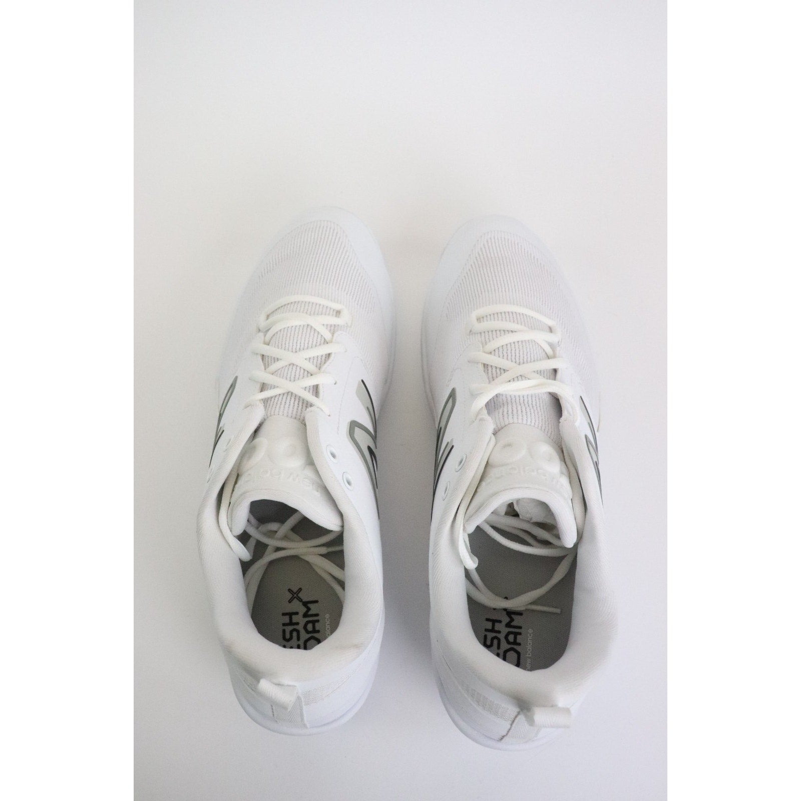 New Balance Fresh Foam Cleats X 3000 V6 Metal White SIZE Men's 16 Women's 17.5