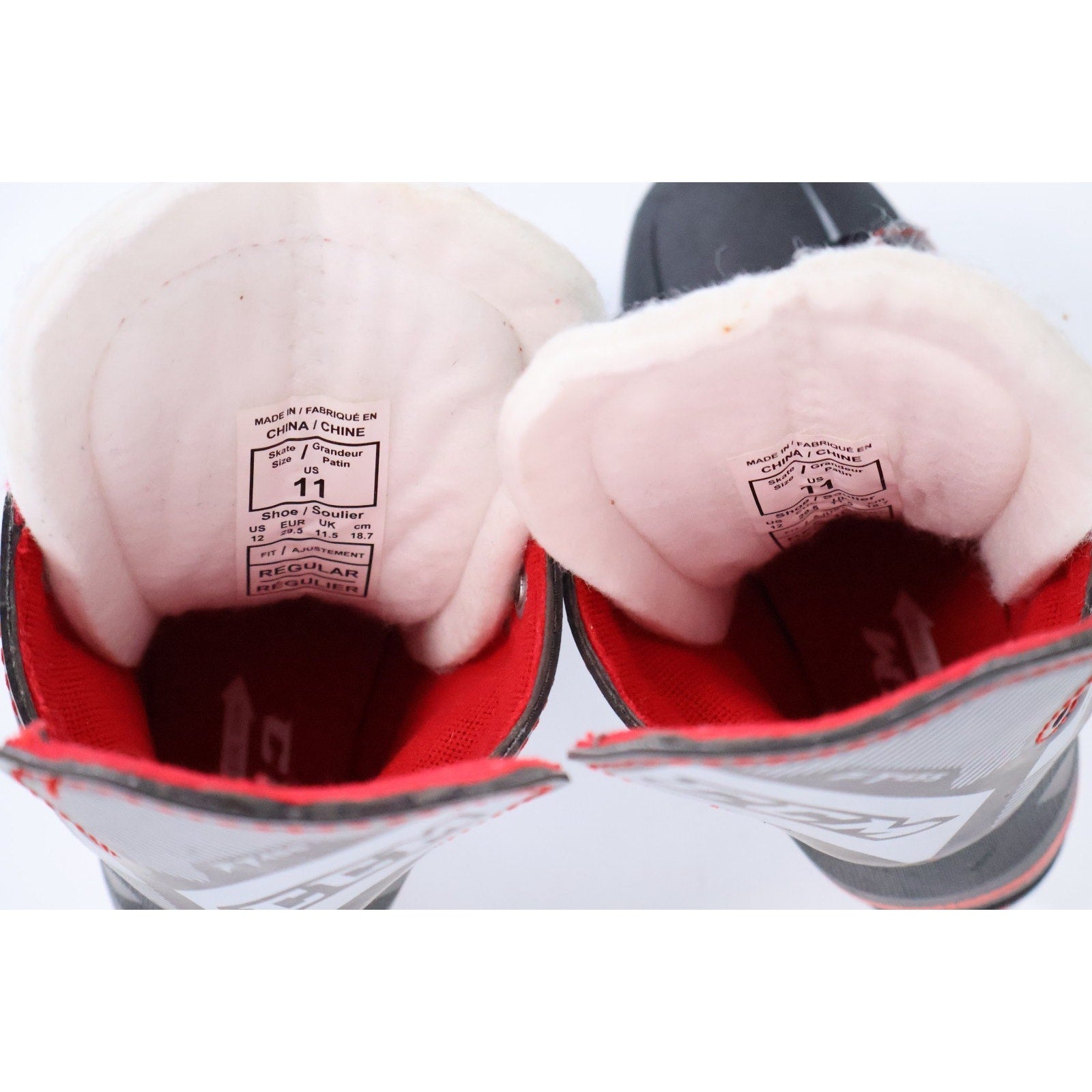 CCM Jet Speed FT455 Ice Hockey Skates Youth 11 / Shoe Size 12 / NEW Read