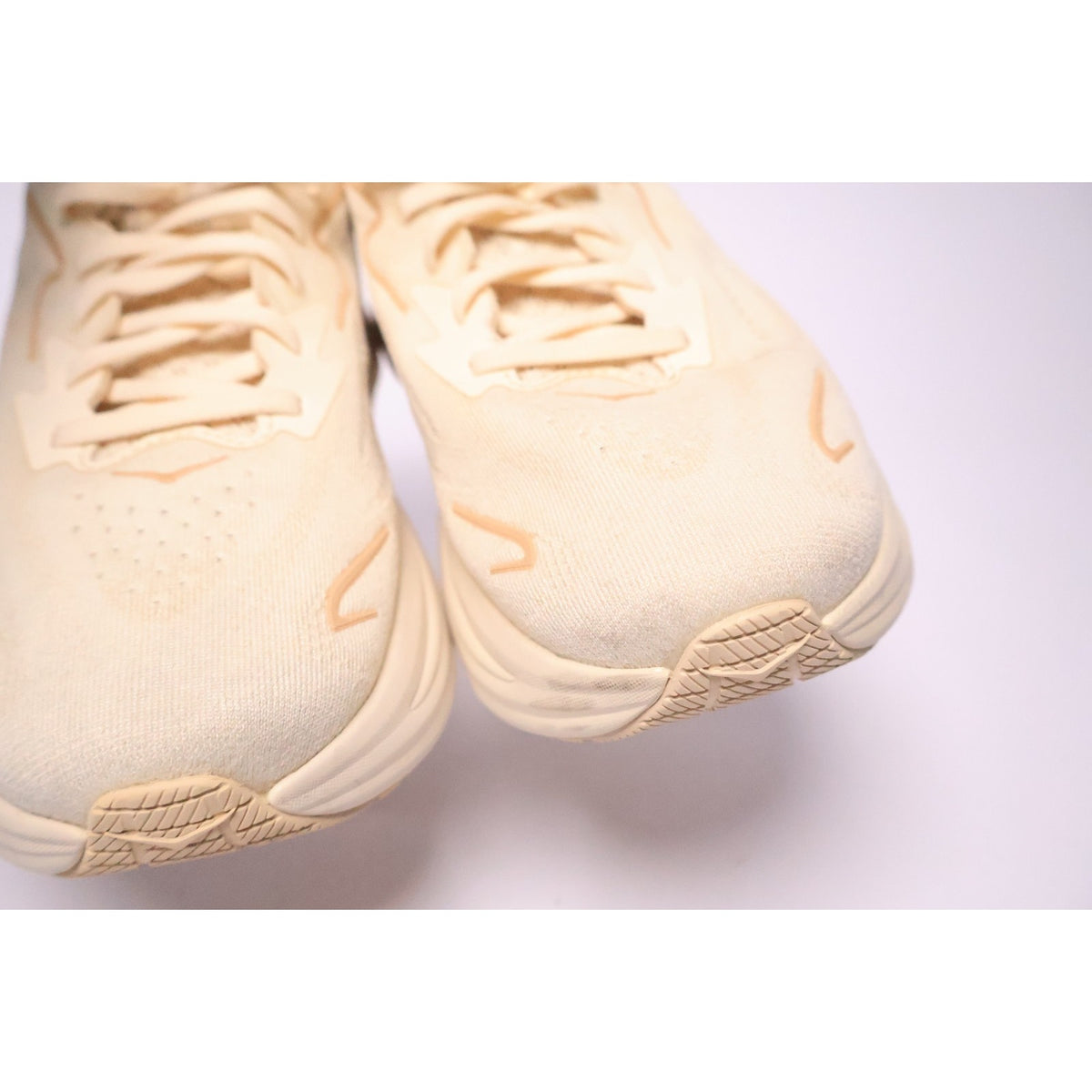 HOKA ONE ONE Clifton 10 Women’s Running Shoes Vanilla Birch Beige 10B READ #175