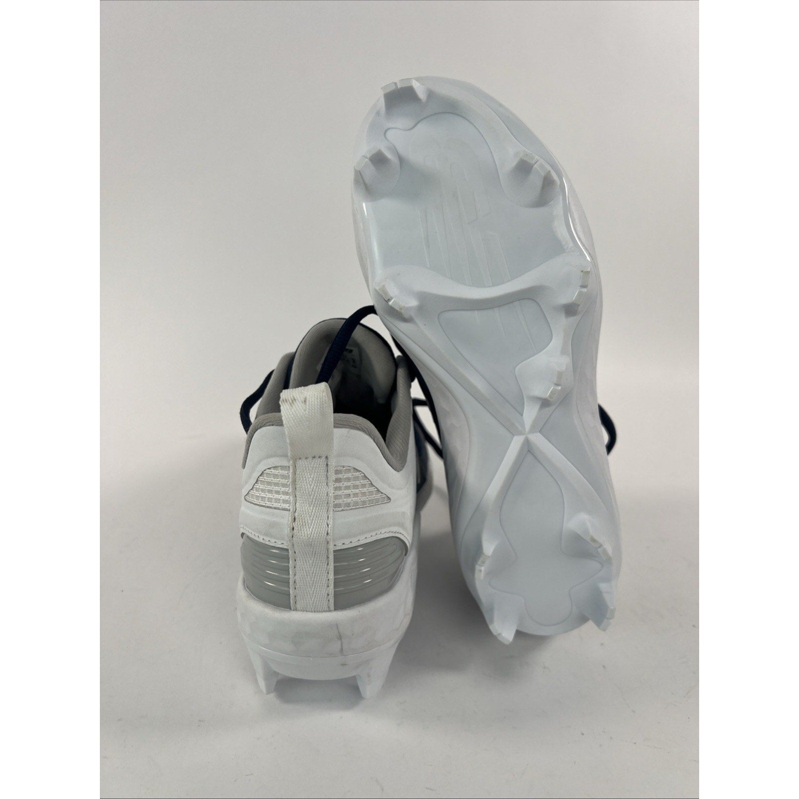 New Balance Fresh Foam Velo V3 Sz W6 / M4.5 Navy/White Cleats Molded SPVELON3