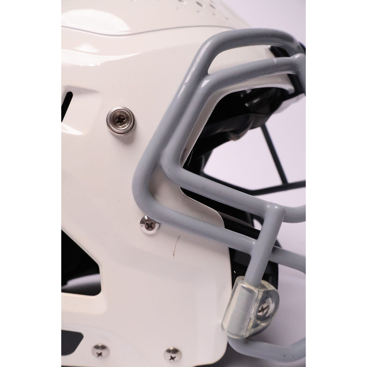VICIS ZERO2 / 2025 Football Helmet / White / Youth Medium / READ INV#62