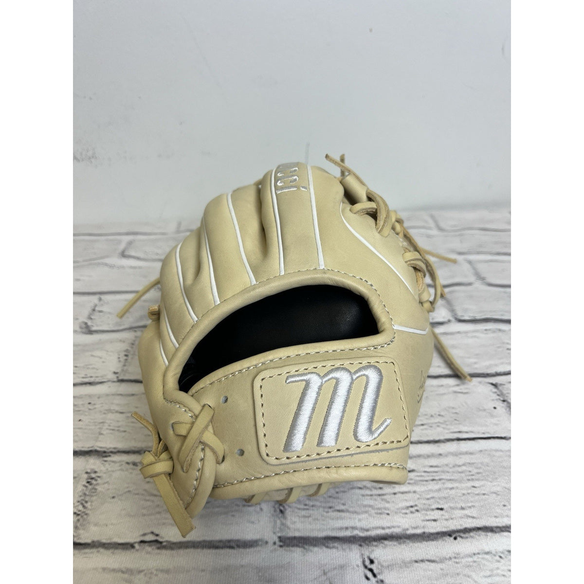 New Other Marucci Ascension 11.25" Infield Baseball Glove RHT Camel