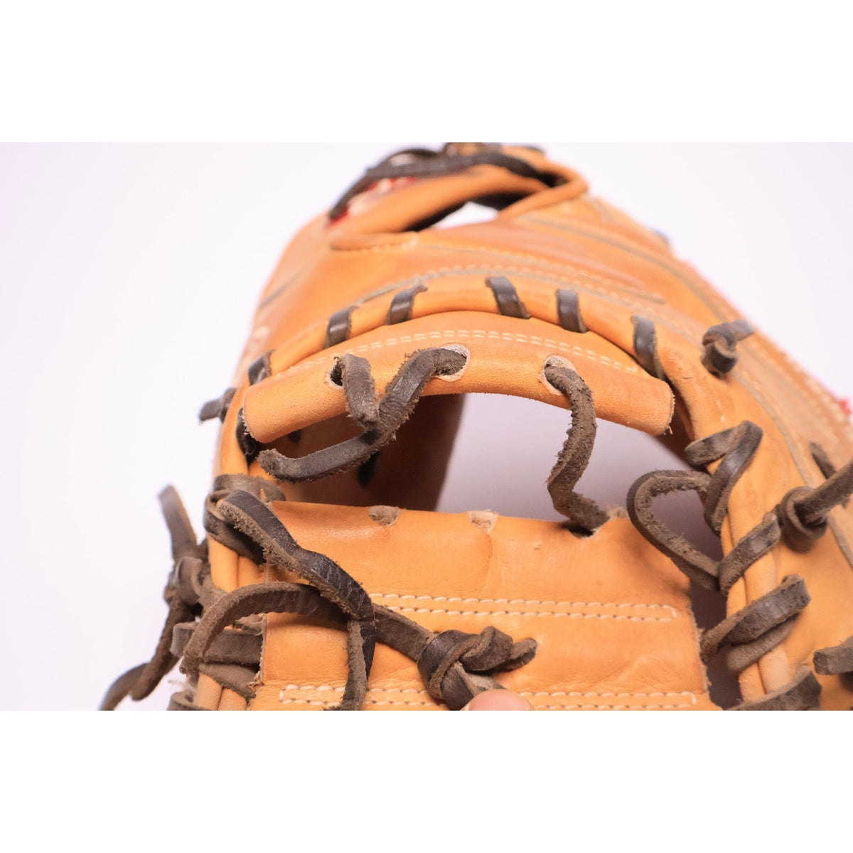 RAWLINGS HEART OF THE HIDE TRADITIONAL SERIES 33" CATCHER'S MITT RPROTCM33T READ