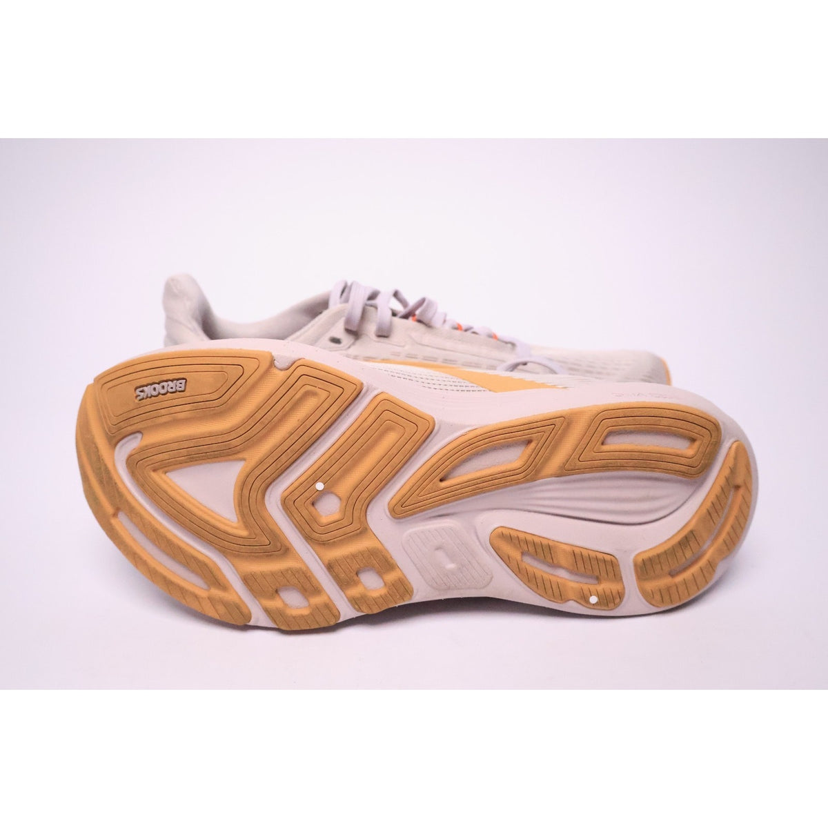 Brooks Revel 8 Running Shoes Women's 7.5 Lilac Apricot Athletic Excellent #220