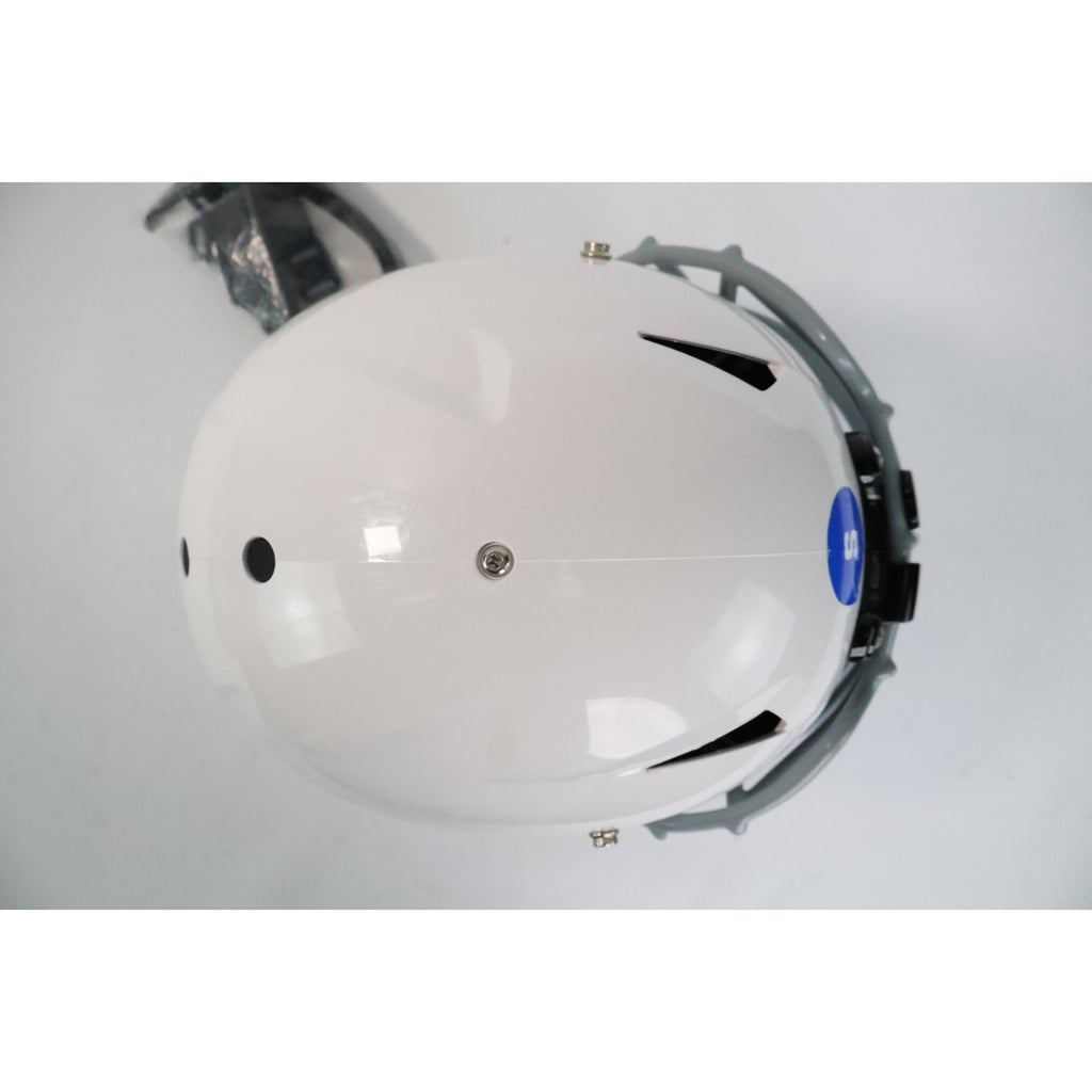 Schutt Vengeance A11 Youth Small Football Helmet White NEW Read INV#21