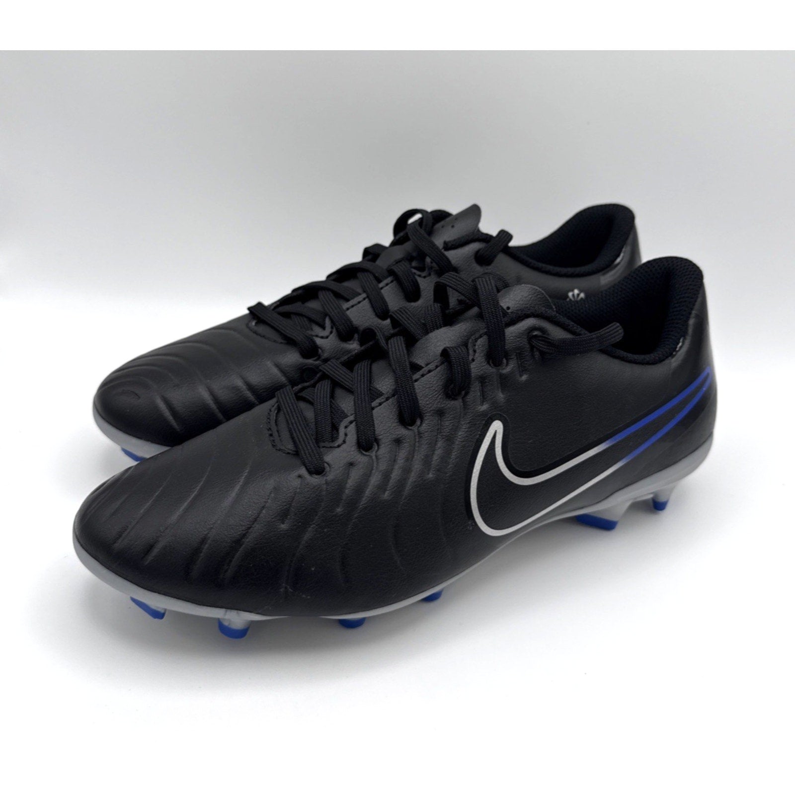 Nike Tiempo Legend 10 Club MG / FG Soccer Cleats Men's Size 5.5 DV4344-040 New