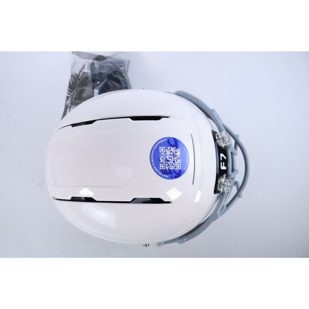 Schutt 2026 F7 Air Youth Medium White Football Helmet NOCSAE NEW Read #74