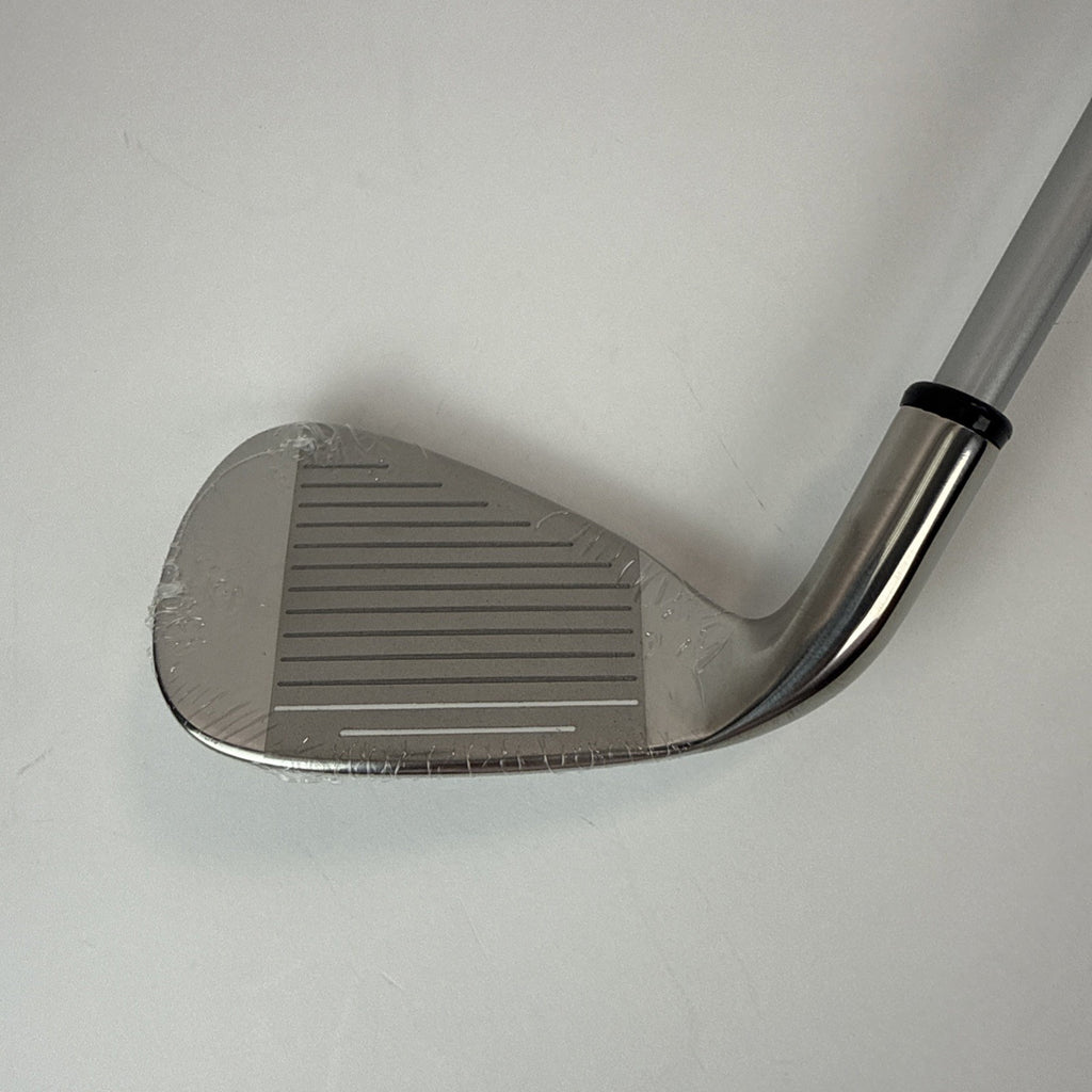 New Strata Ultimate 9 Iron RH W Flex Graphite Shaft INV55