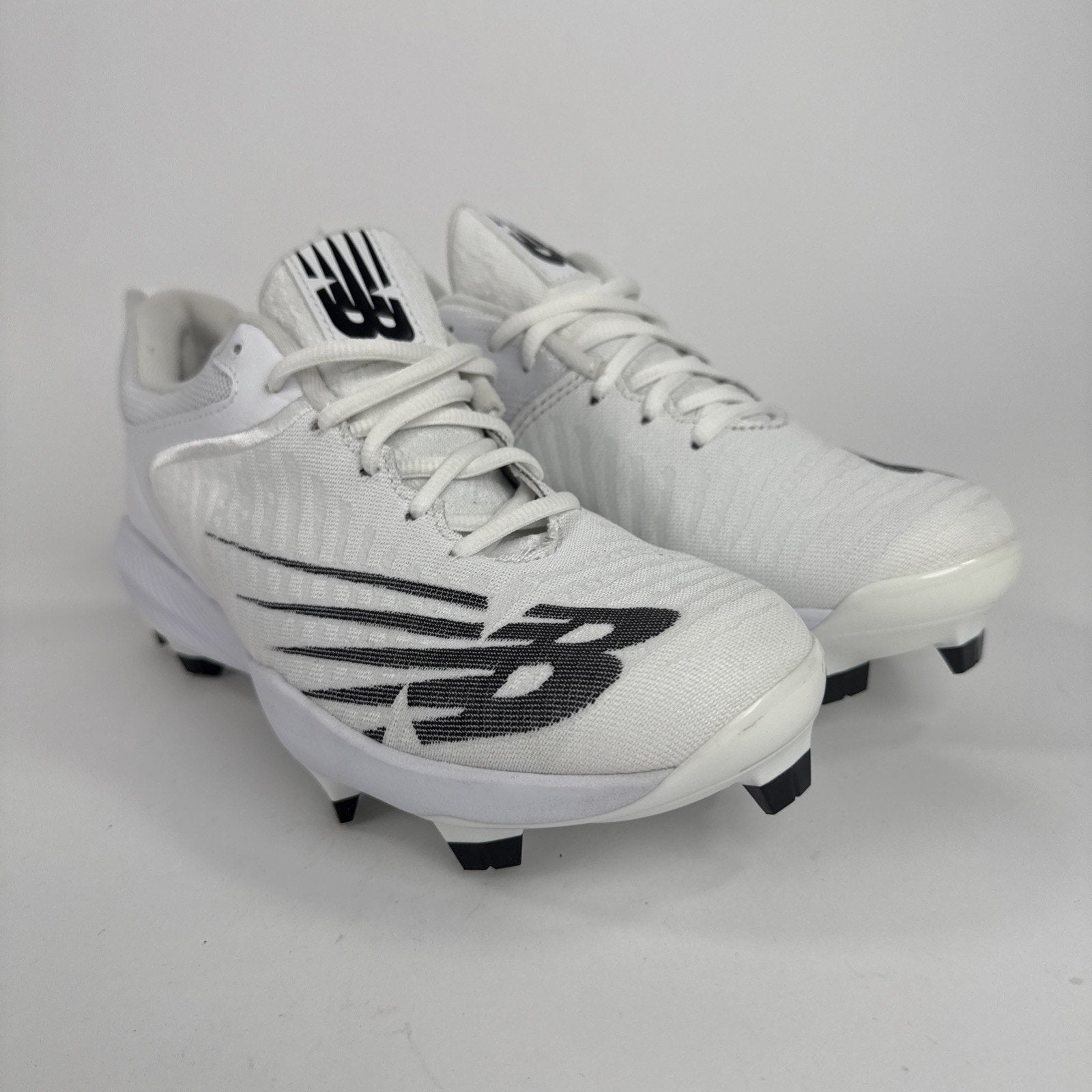 New Balance White FuelCell ,Molded Cleats Men's 7, Baseball Shoes PL4040W6