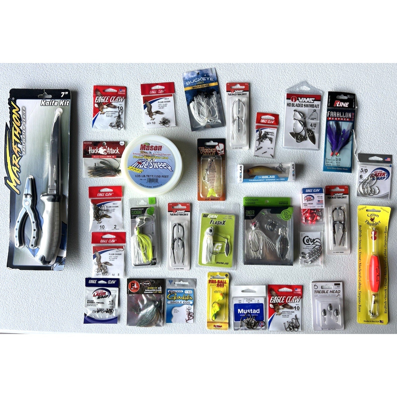 Fishing Tackles Assortment 30 Pieces Knife, Line, Baits, Hooks... INV #346