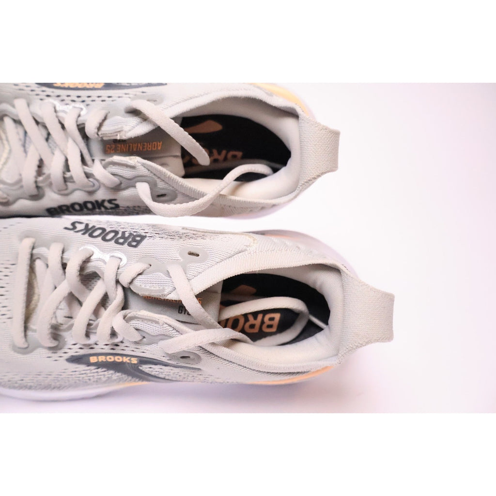 Brooks Adrenaline GTS 25 Womens Sz 6D Gray Running Shoes Sneakers Excellent #168