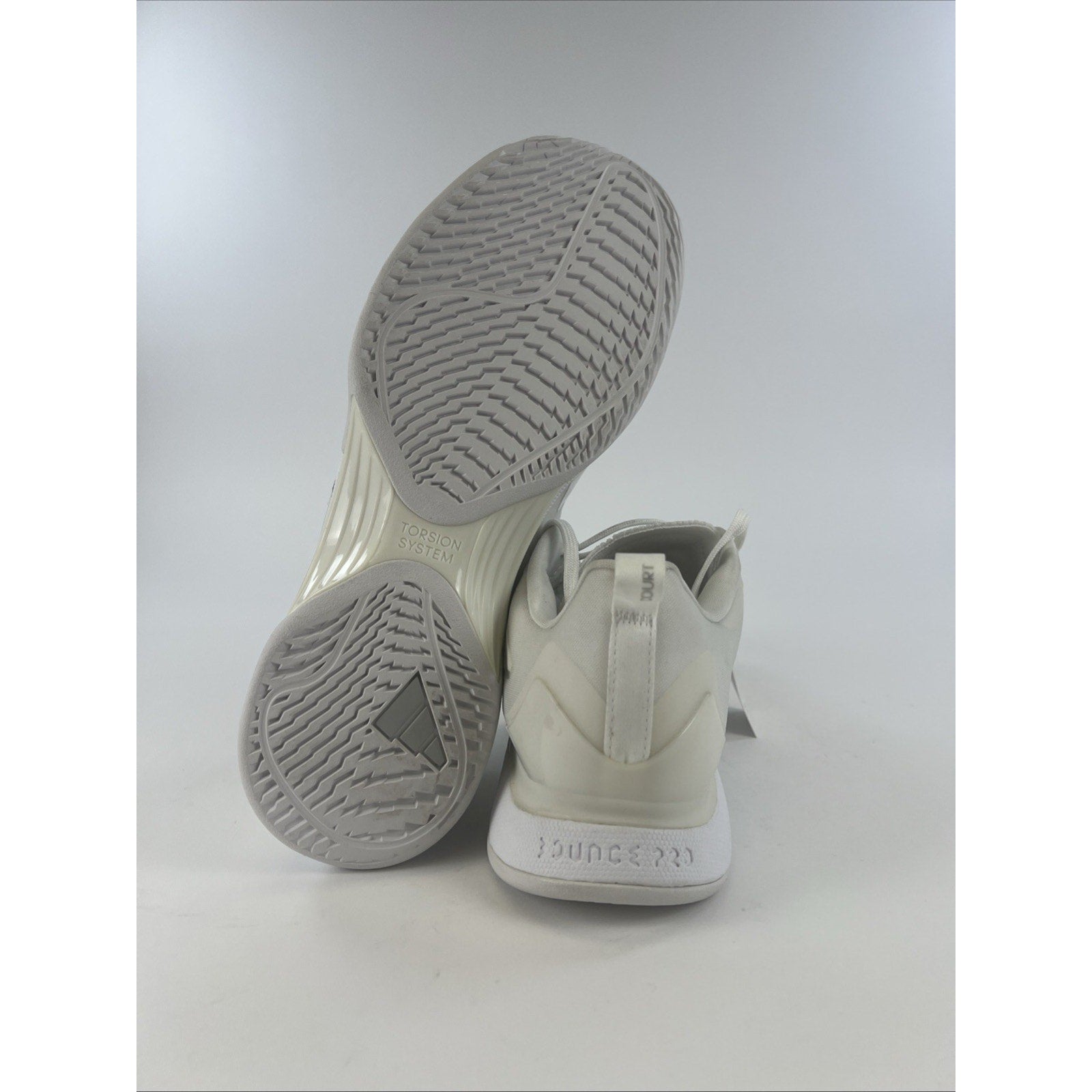 Adidas Avacourt White Silver Metallic Tennis Shoes HQ8404 Women’s Size 11