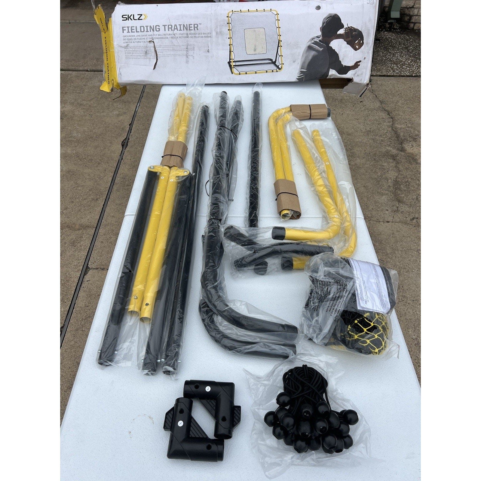 SKLZ Baseball Fielding Trainer Net - Yellow/Black NEW - Open box