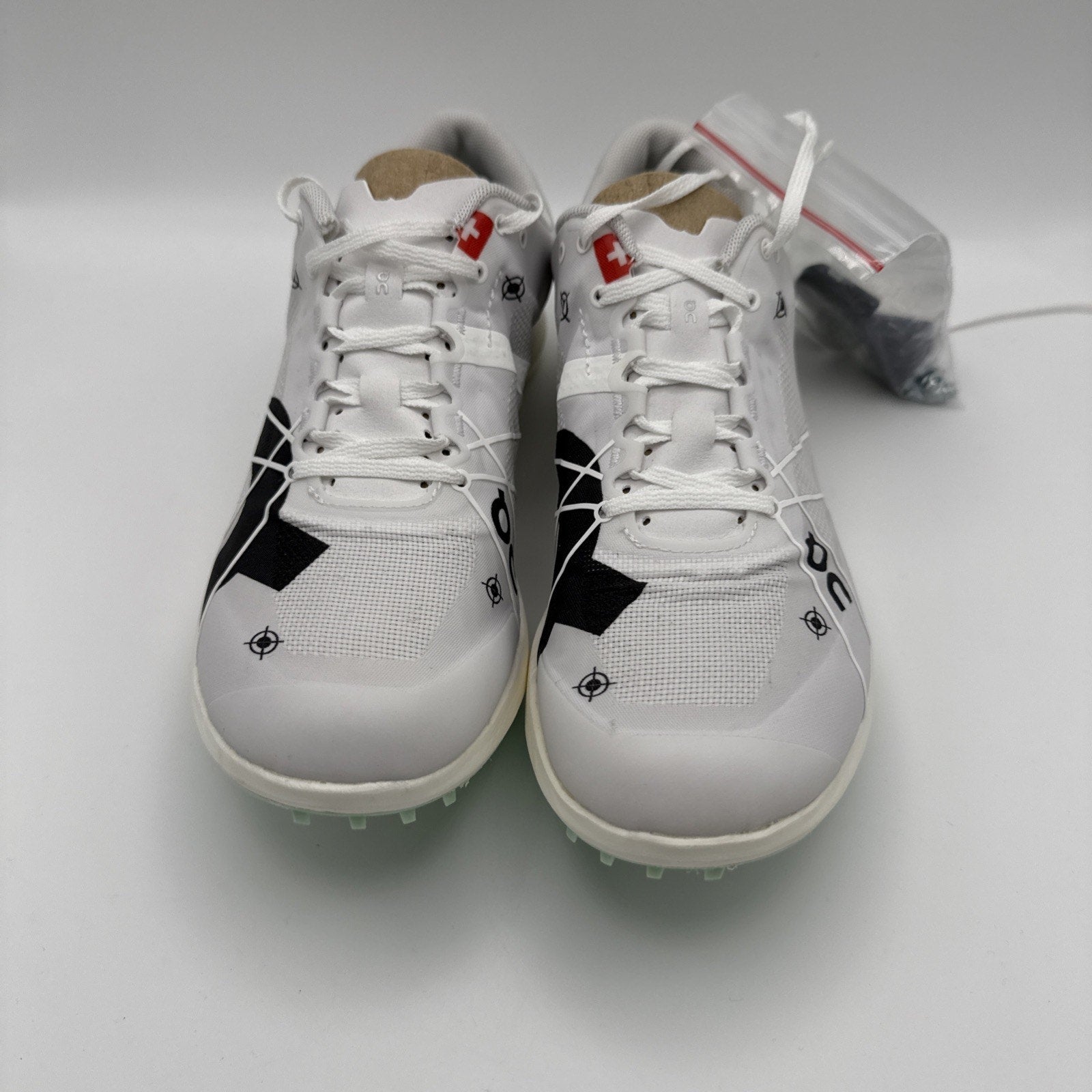 On Cloudspike 1500m Track and Field Shoes - Undyed White/Mint - Women’s Sz 7 New