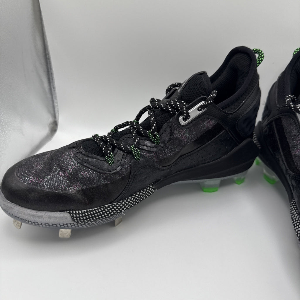 UNDER ARMOUR UA Harper 8 Low ST Metal Baseball Cleats Mens Size 7.5 Black Noir