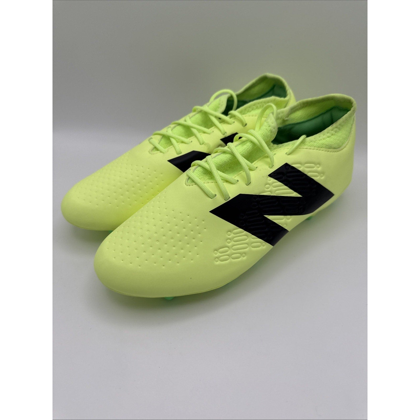 New Balance Tekela Pro Low FG v4+ ‘Bleached Lime Glo’ Size 7.5 US New