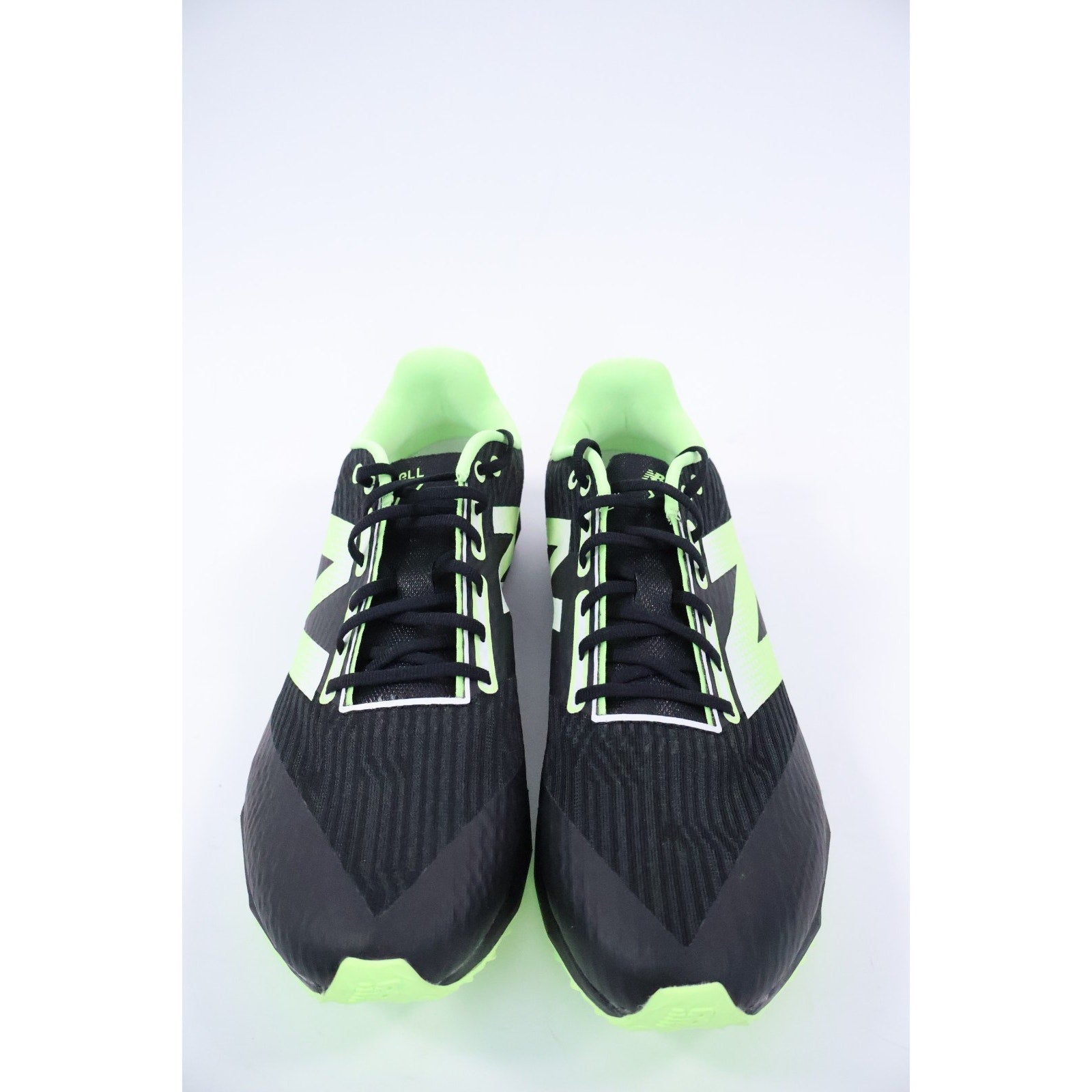 New Balance FuelCell XC7 V5, Black Mint Men's 11.5 Women's 13 No Spikes NEW