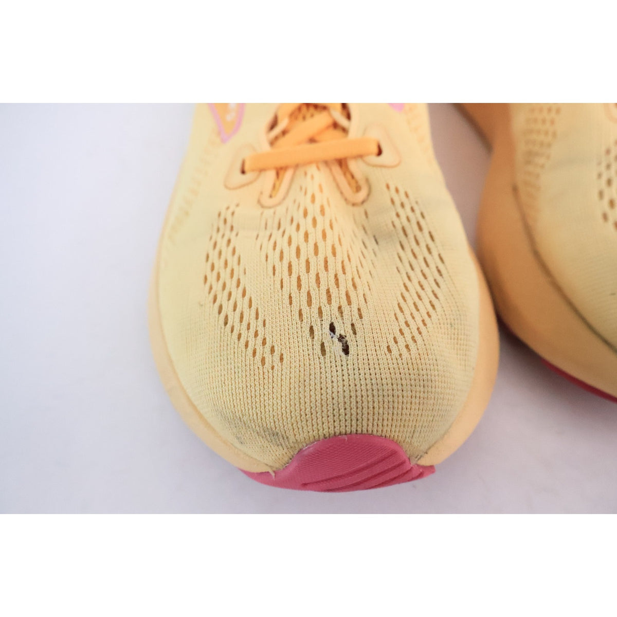 Brooks Ghost Max 3 ‘Apricot/Super Pink Women’s Size 9.5 Running 1204571B876 #162