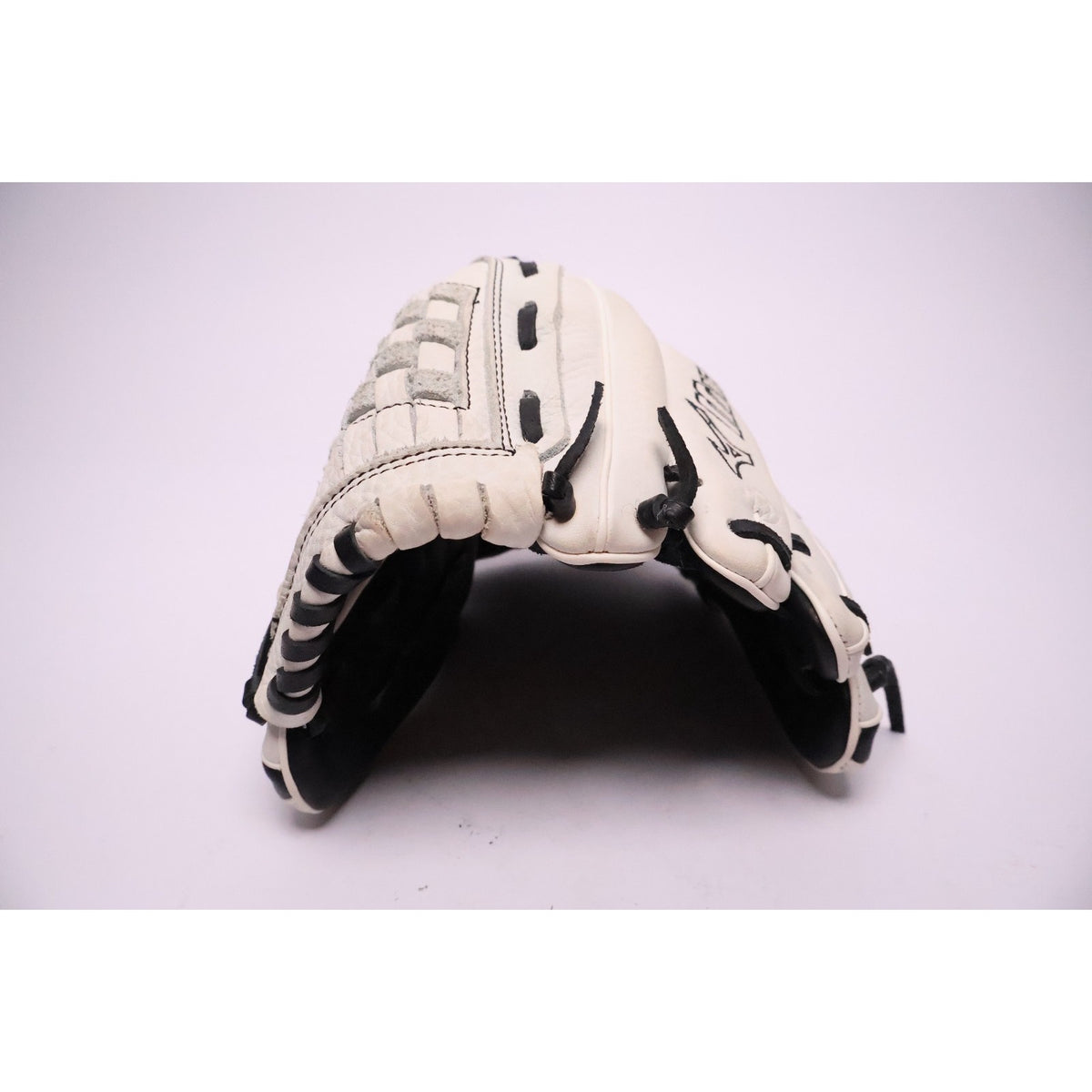 Mizuno 12.5'' Supreme Series Fastpitch Glove - (1251F2WH) - Black/White - RHT